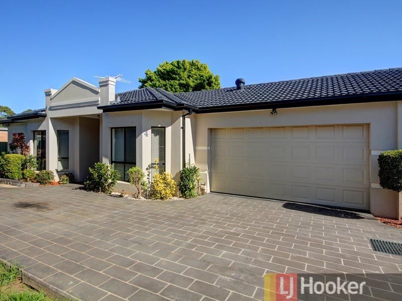 4/15-17 Larkhill Avenue, Riverwood NSW 2210