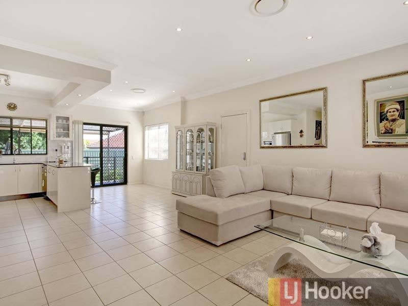 4/15-17 Larkhill Avenue, Riverwood NSW 2210