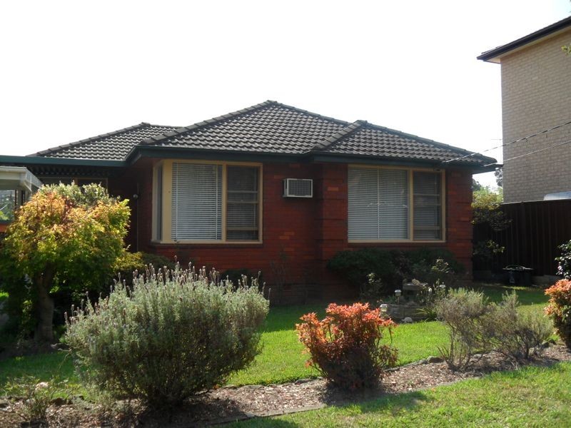 1 Sirius Place, Riverwood NSW 2210