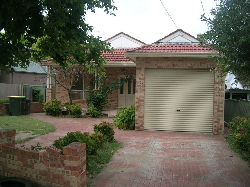 14 Woodlands Avenue, Lugarno NSW 2210