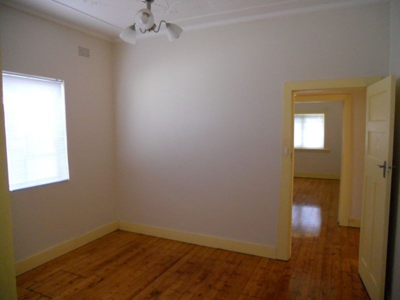 22 Moncur Avenue, Belmore NSW 2192