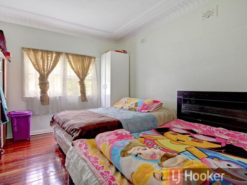 12 William Road, Riverwood NSW 2210