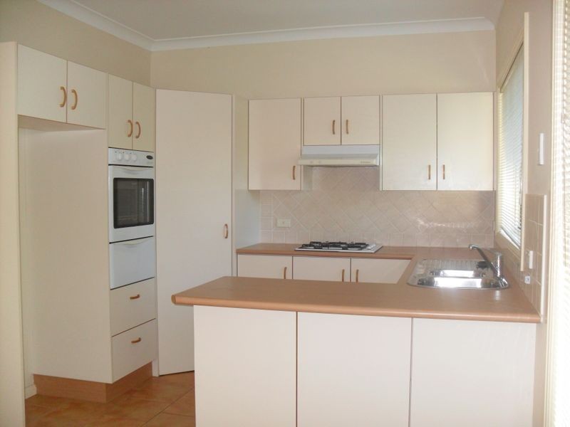 2A Mavis Avenue, Peakhurst NSW 2210