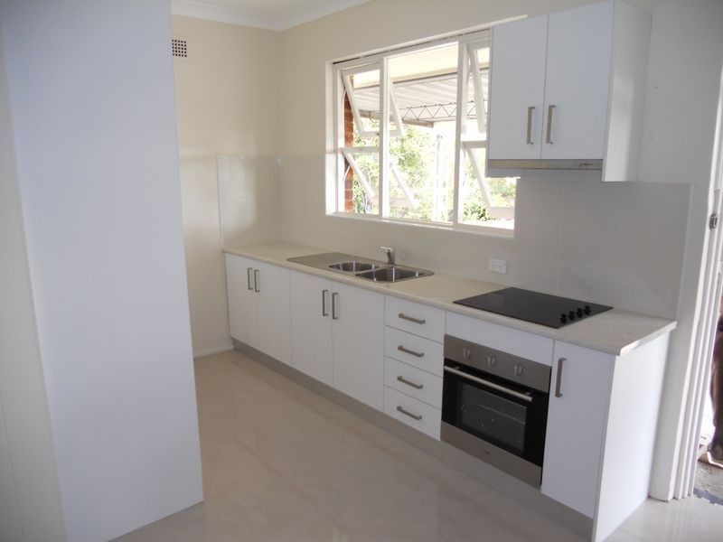 2/133 Belmore Road, Peakhurst NSW 2210