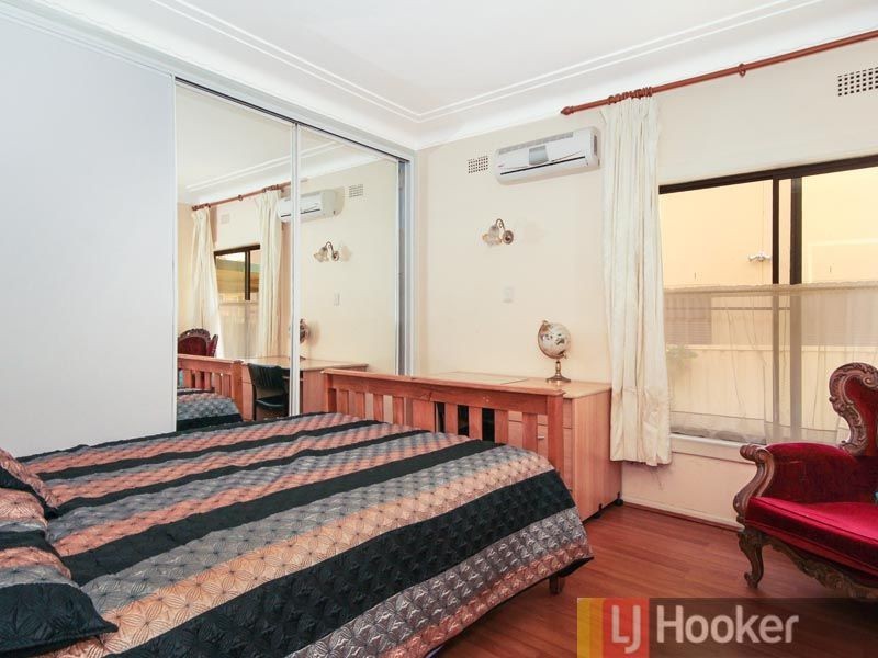 13 Earls Avenue, Riverwood NSW 2210