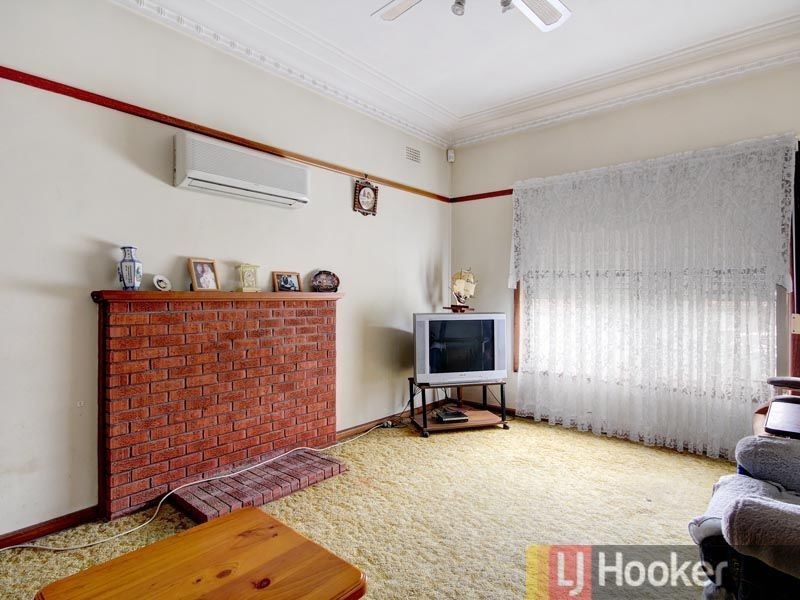 65 Shenstone Road, Riverwood NSW 2210