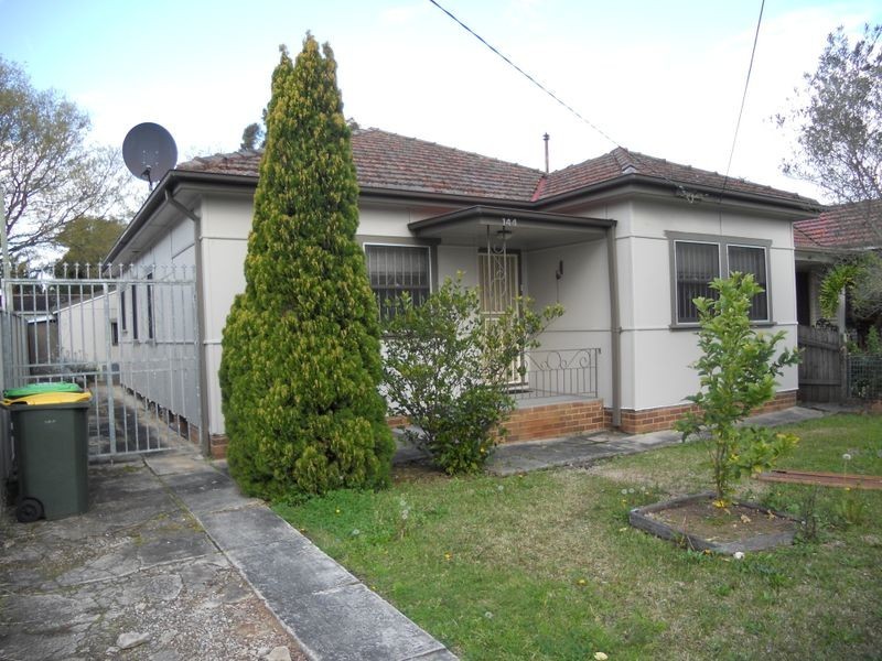 144 Belmore Road, Riverwood NSW 2210