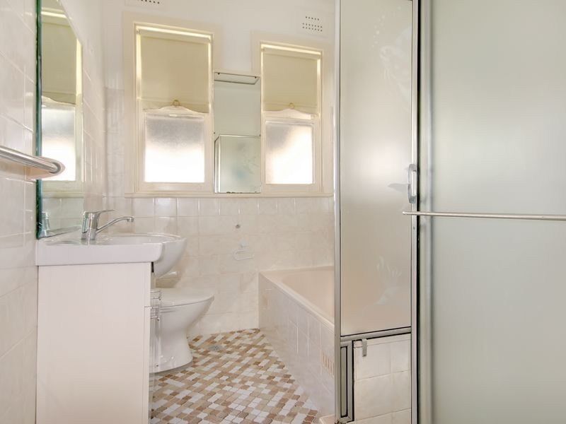 15 Weemala Avenue, Riverwood NSW 2210