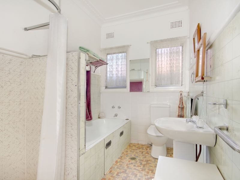 14 Webb Street, Riverwood NSW 2210