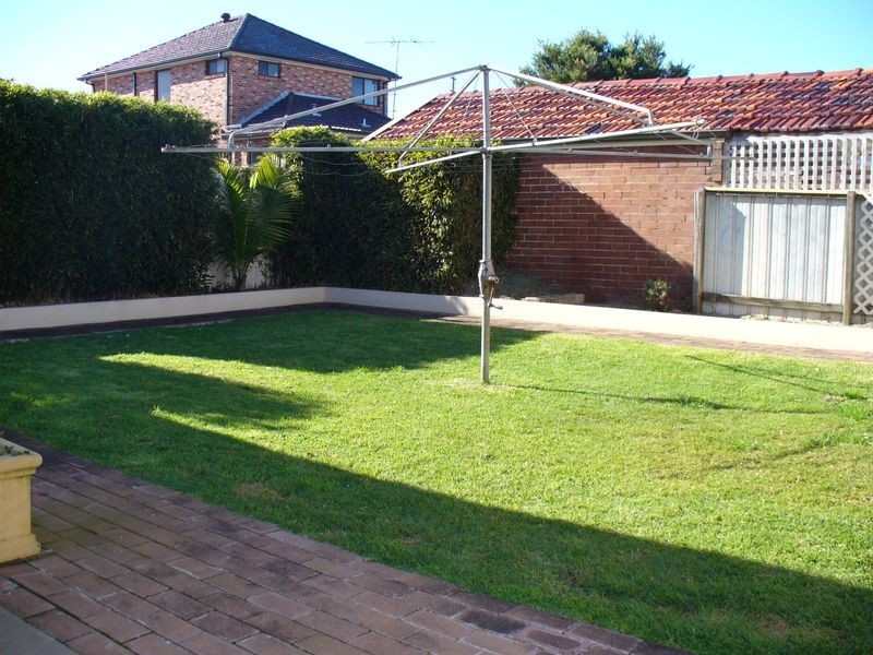 3 Bernard Avenue, Bardwell Park NSW 2207