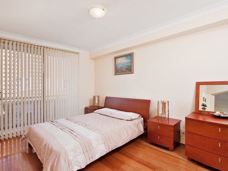 17/27-33 Coleridge Street, Riverwood NSW 2210