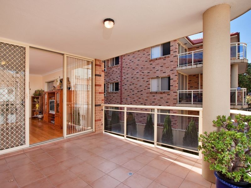 17/27-33 Coleridge Street, Riverwood NSW 2210
