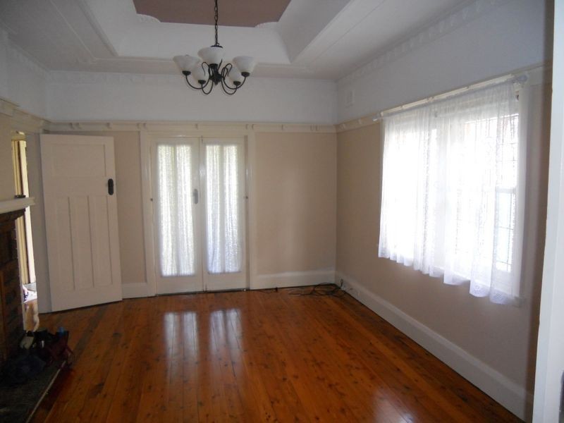 72 McRaes Avenue, Penshurst NSW 2222