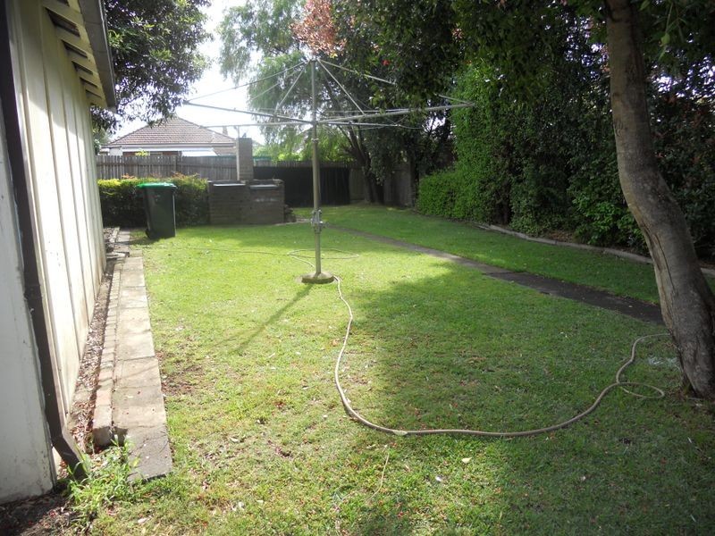 72 McRaes Avenue, Penshurst NSW 2222