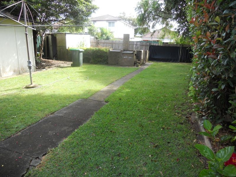 72 McRaes Avenue, Penshurst NSW 2222