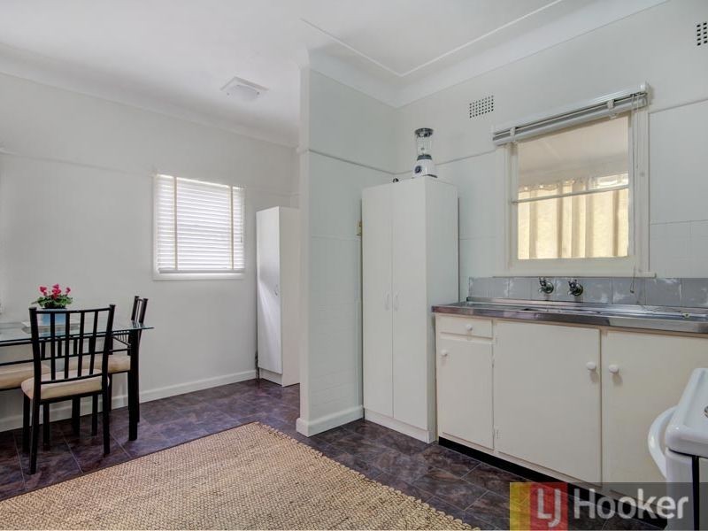 3 William Road, Riverwood NSW 2210