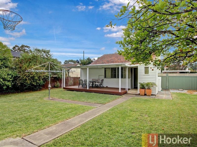 3 William Road, Riverwood NSW 2210