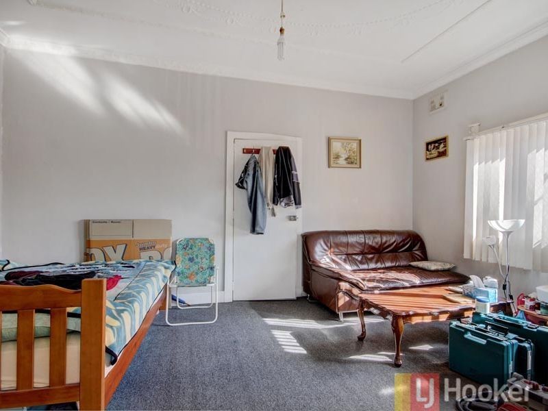 9 Rossmore Avenue, Punchbowl NSW 2196