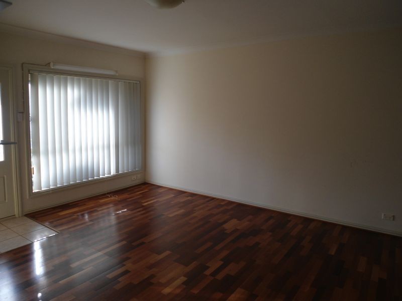 2/39-41 Amy Road, Peakhurst NSW 2210