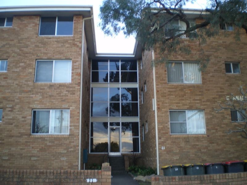 8/21 Romilly Street, Riverwood NSW 2210