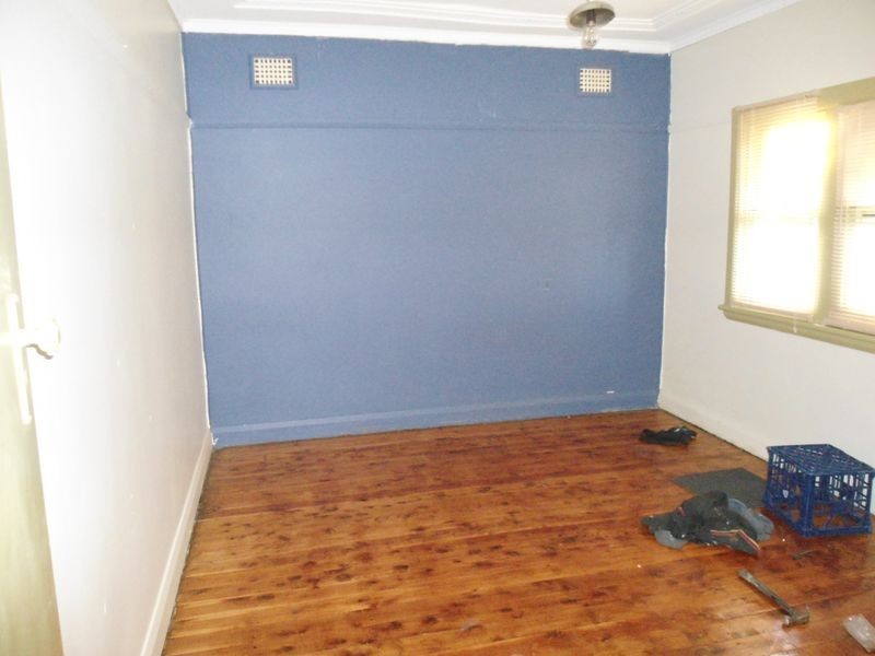 5 Amy Road, Riverwood NSW 2210