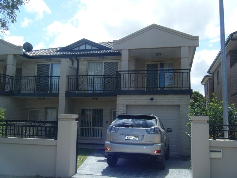 9 Earls Avenue, Riverwood NSW 2210