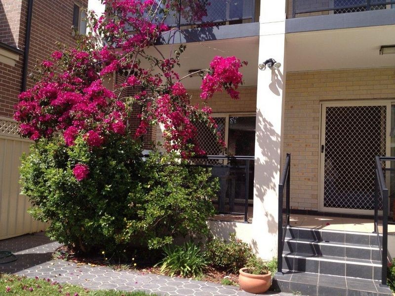 9 Earls Avenue, Riverwood NSW 2210