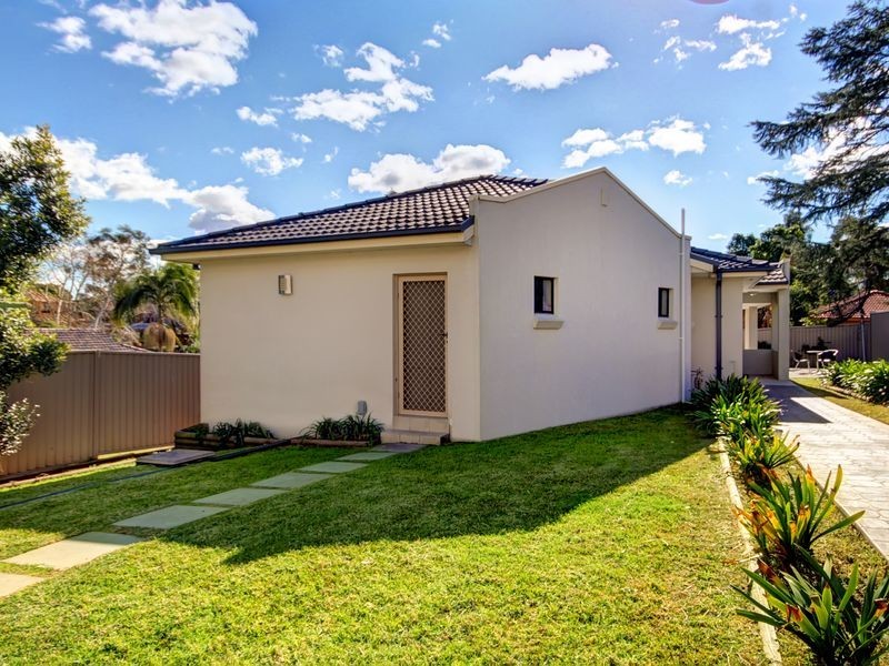 4/2B Hymen Street, Peakhurst NSW 2210