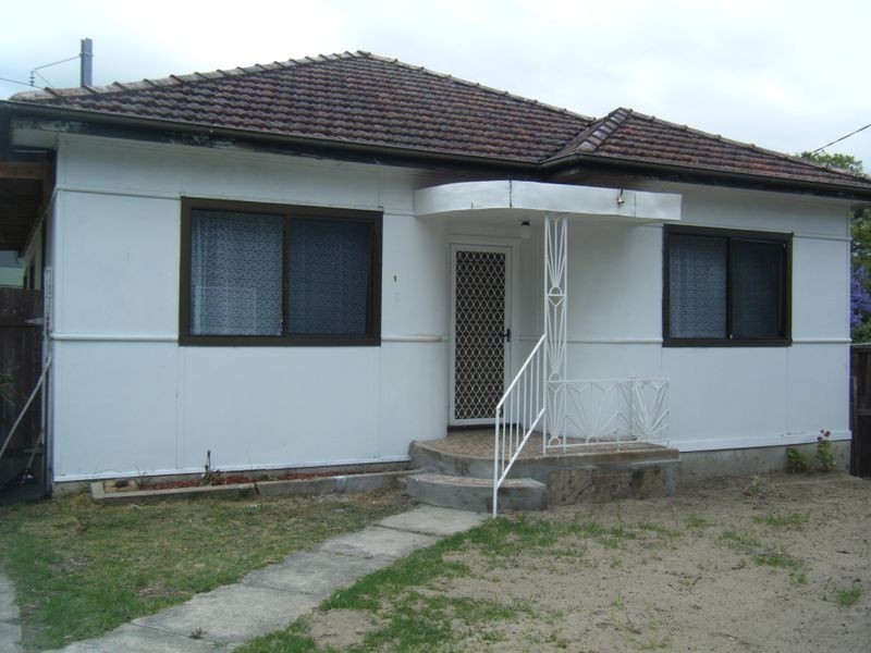 1 William Road, Riverwood NSW 2210