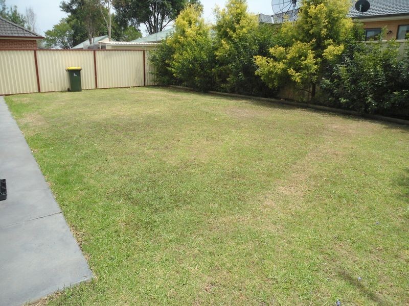 4/50 Clarendon Road, Peakhurst NSW 2210