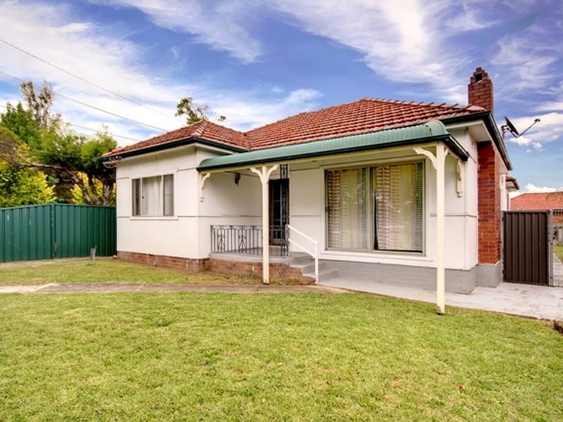 135 Belmore Road, Riverwood NSW 2210