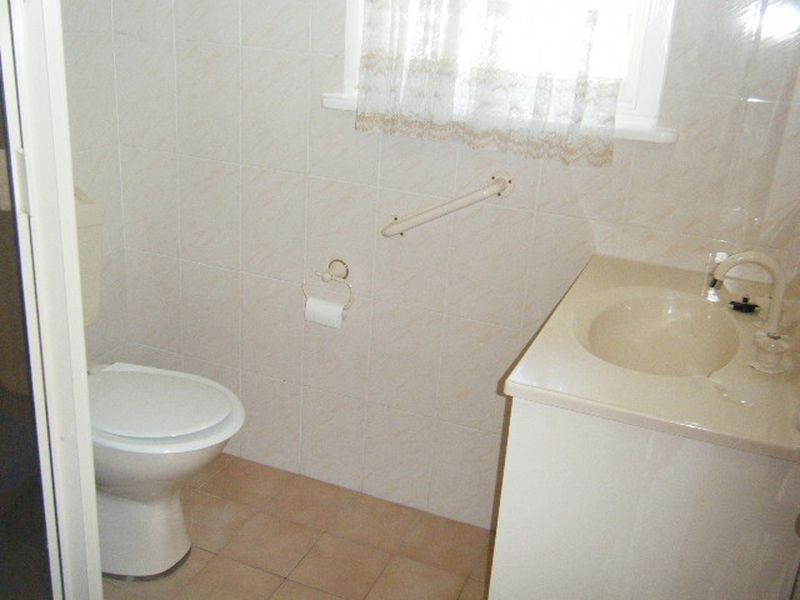 130 Belmore Road, Peakhurst NSW 2210