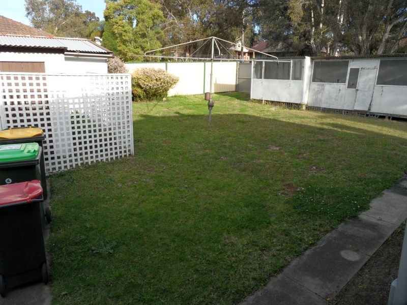 130 Belmore Road, Peakhurst NSW 2210