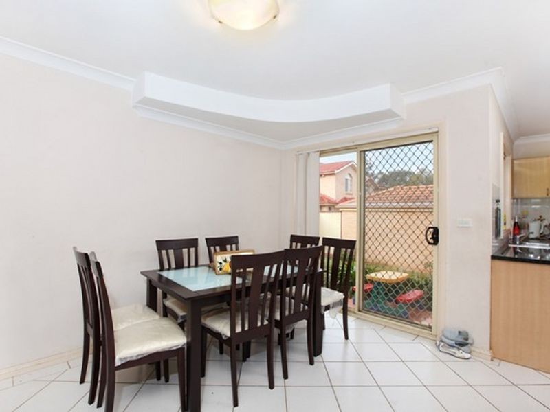 1/30-32 Grove Avenue, Narwee NSW 2209