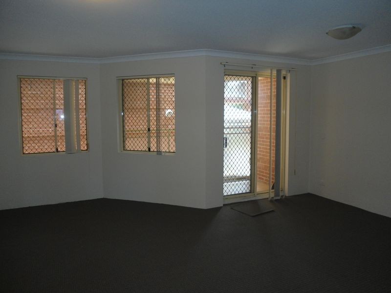 15/2-8 Short Road, Riverwood NSW 2210