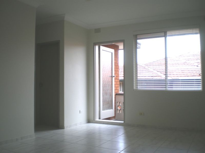 18/7 Phillip Street, Roselands NSW 2196