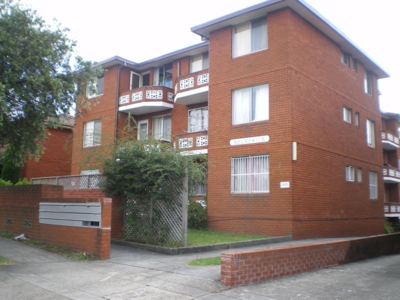 18/7 Phillip Street, Roselands NSW 2196