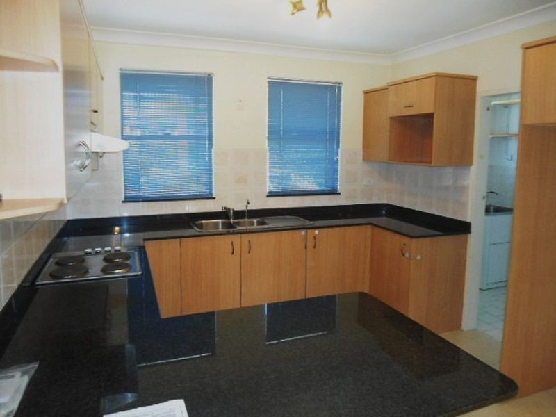 4/68-74 Bonds Road, Roselands NSW 2196