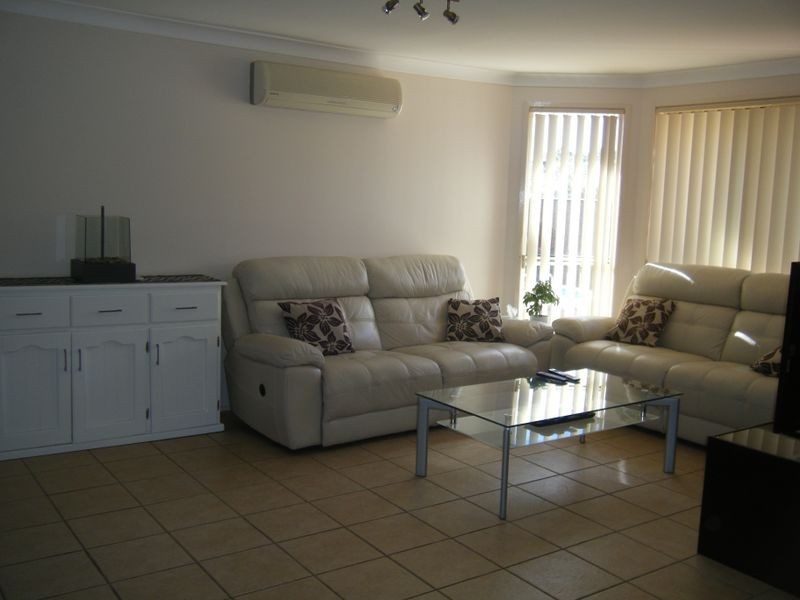 100 Welling Drive, Narellan Vale NSW 2567