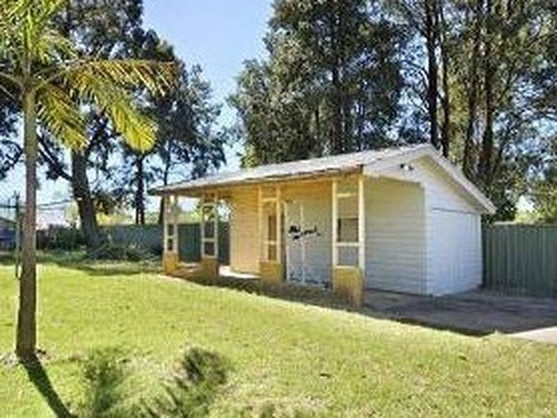 34 Amy Road, Peakhurst NSW 2210