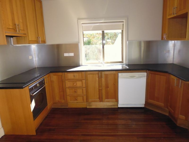 18 Johnstone Street North, Peakhurst NSW 2210