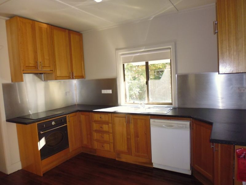 18 Johnstone Street North, Peakhurst NSW 2210