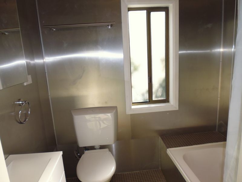 18 Johnstone Street North, Peakhurst NSW 2210