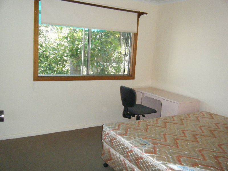 33 Elwin Street, Peakhurst NSW 2210