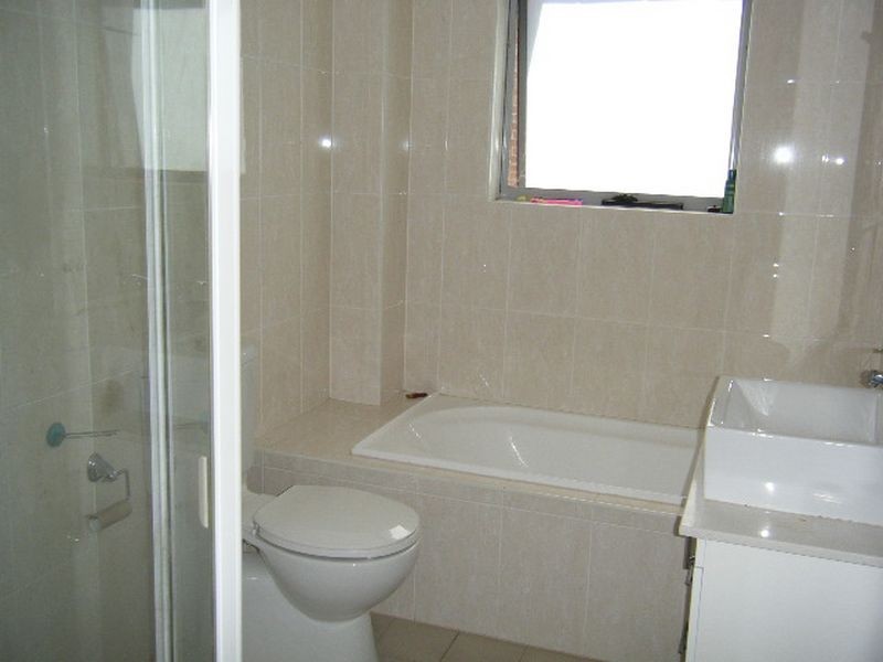 2/8-12 Coleridge Street, Riverwood NSW 2210