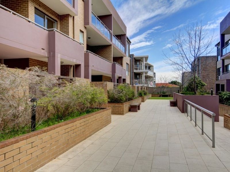 2/8-12 Coleridge Street, Riverwood NSW 2210