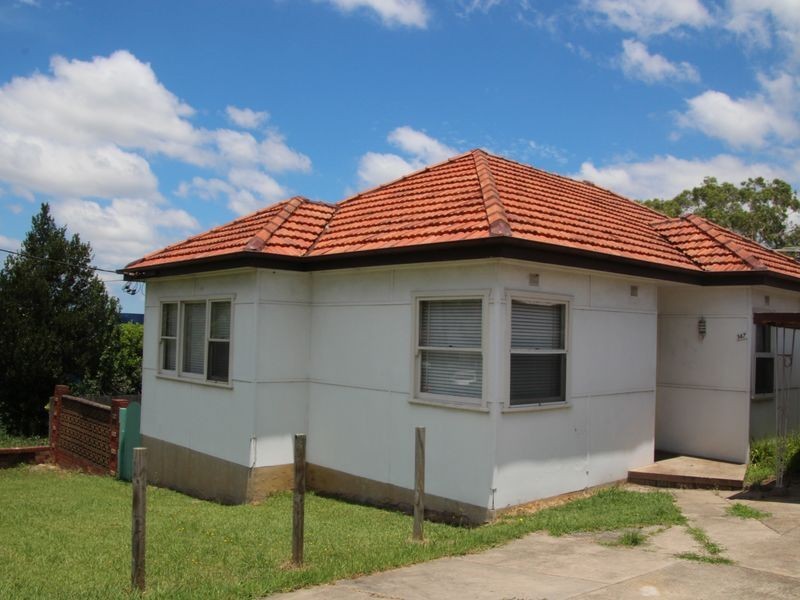 147 Boundary Road, Peakhurst NSW 2210
