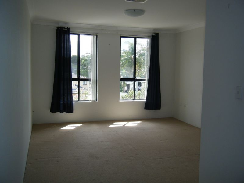 33A Jacques Avenue, Peakhurst NSW 2210