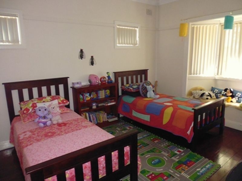 7 Trafalgar Street, Peakhurst NSW 2210