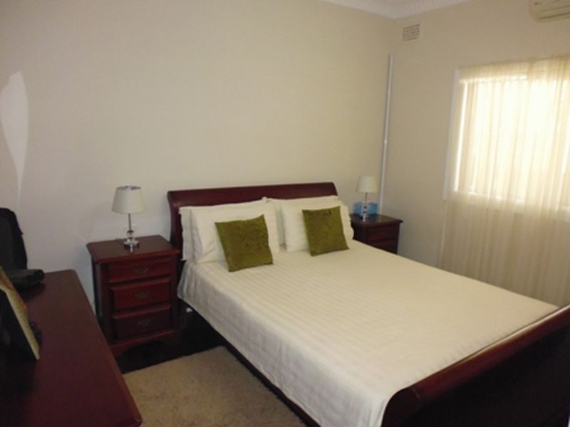 7 Trafalgar Street, Peakhurst NSW 2210